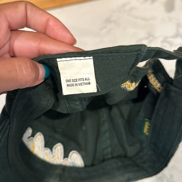 CABELA'S Hunter Green Baseball Cap Six Panel Hat Style With Brim Adjustable Back - Picture 5 of 5